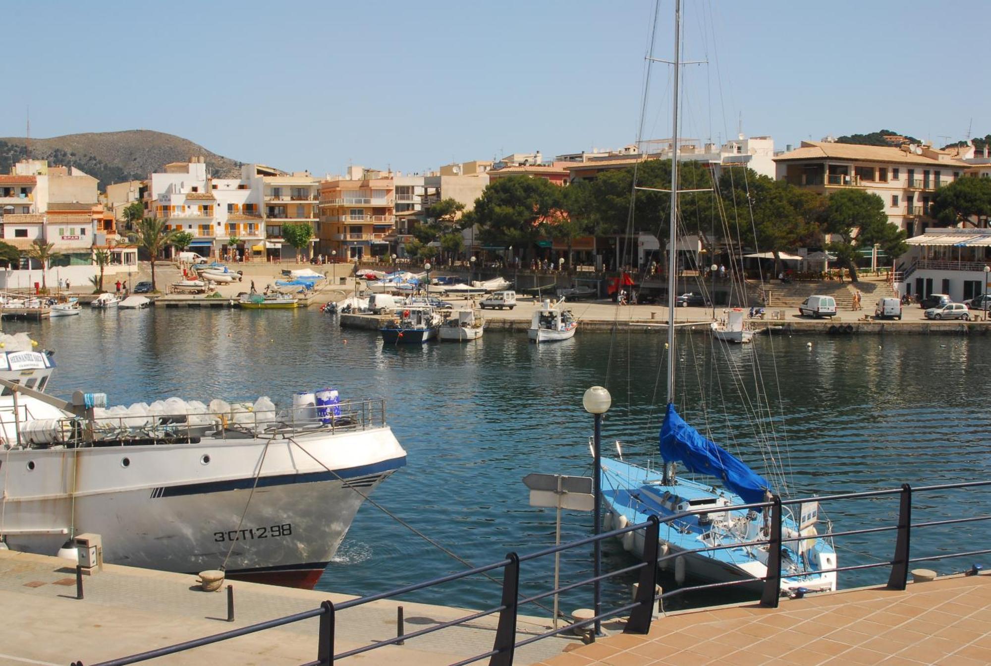 Hostal Cala Ratjada Eksteriør billede