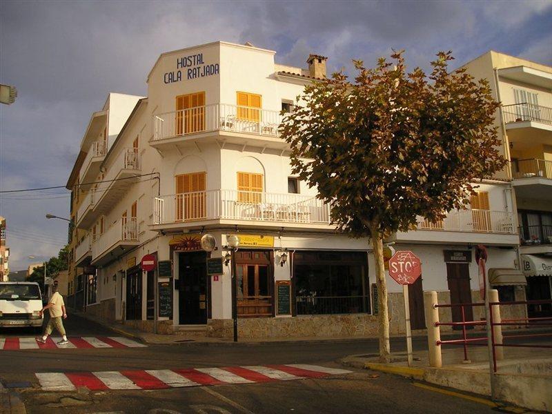 Hostal Cala Ratjada Eksteriør billede