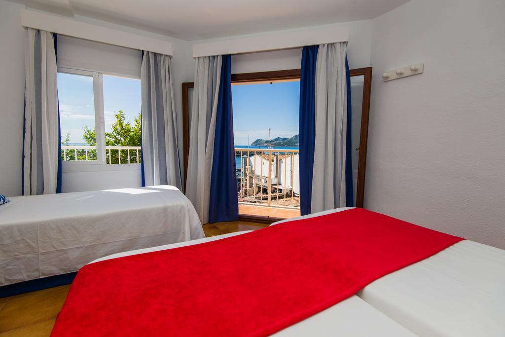 Hostal Cala Ratjada Eksteriør billede