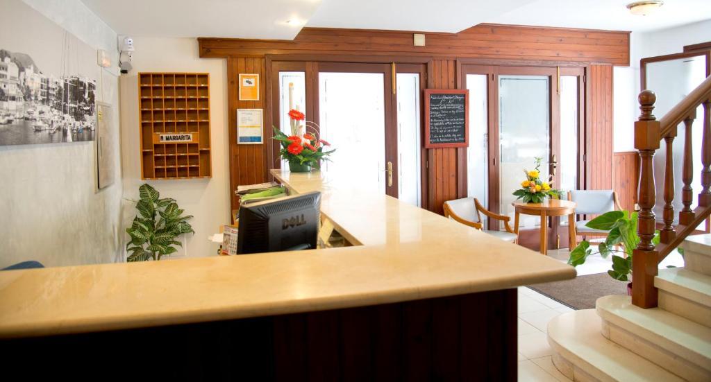 Hostal Cala Ratjada Eksteriør billede