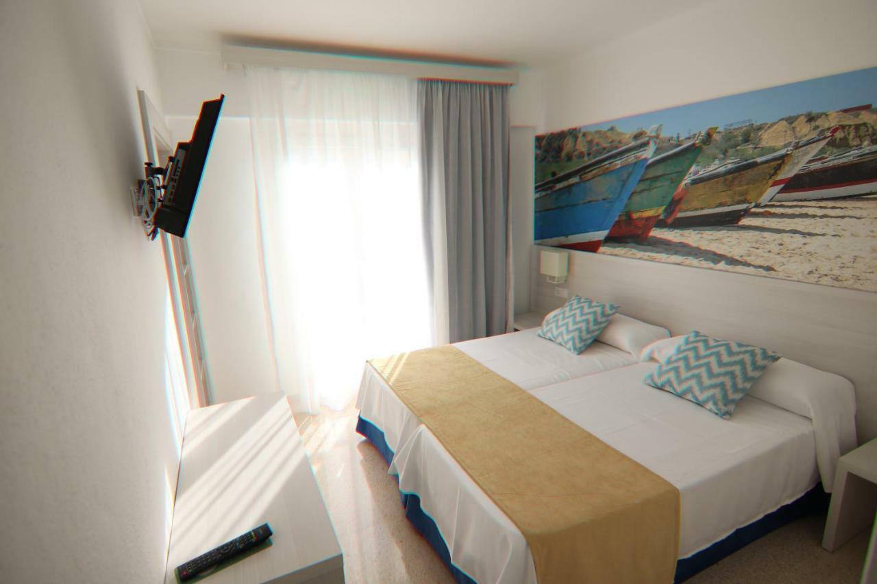 Hostal Cala Ratjada Eksteriør billede